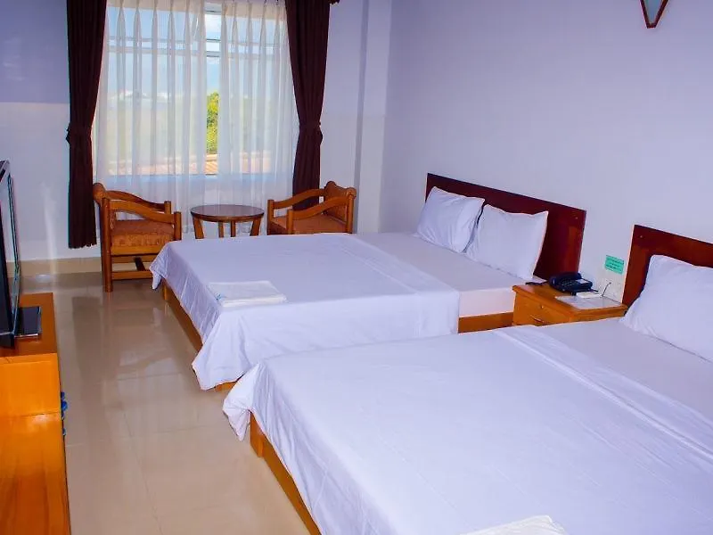 Thien Nga Family Hotel Nha Trang 3*,